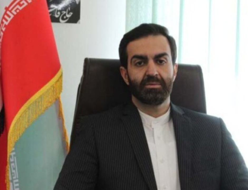تقدیر از مدیرعامل پتروشیمی دهلران به خاطر تلاشهای دلسوزانه در بهبود شرایط کارگران تقدیر از مدیرعامل پتروشیمی دهلران به خاطر تلاشهای دلسوزانه در بهبود شرایط کارگران